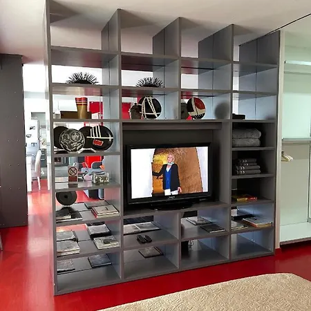 Apartment Metro