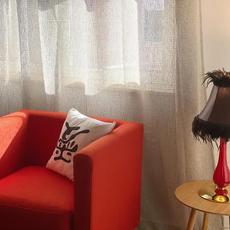 Metro アパート *